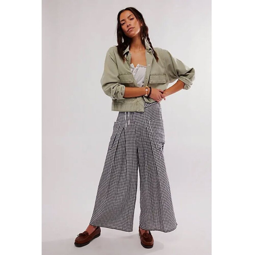 Wide-Leg Gingham Pull-On Pants in Black & White